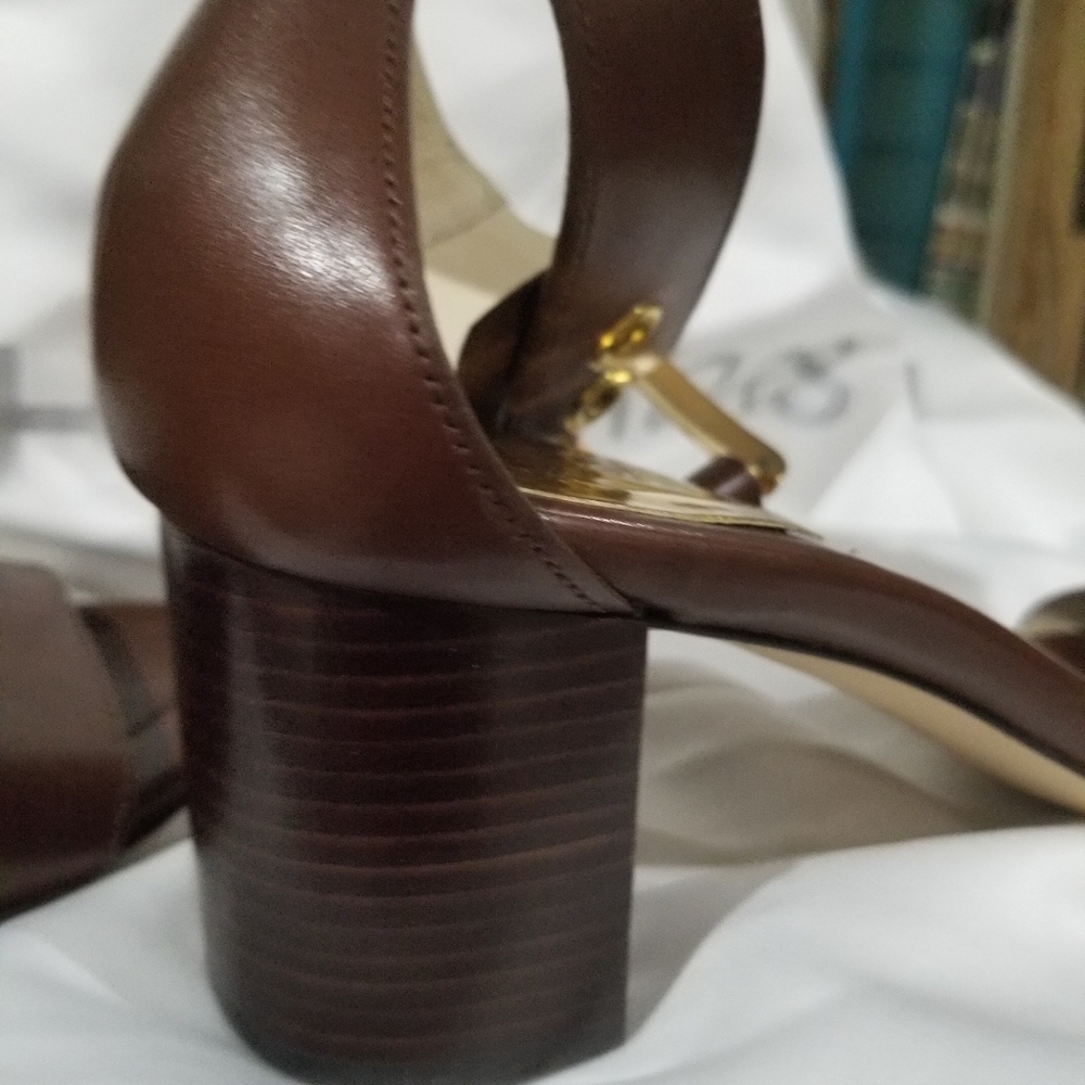 Michael Kors sandals - Picture 3 of 6